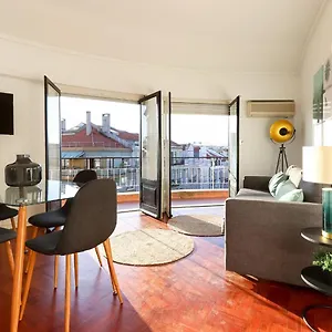 marques-balcony-by-homing.hotels-lisbon-portugal.com/