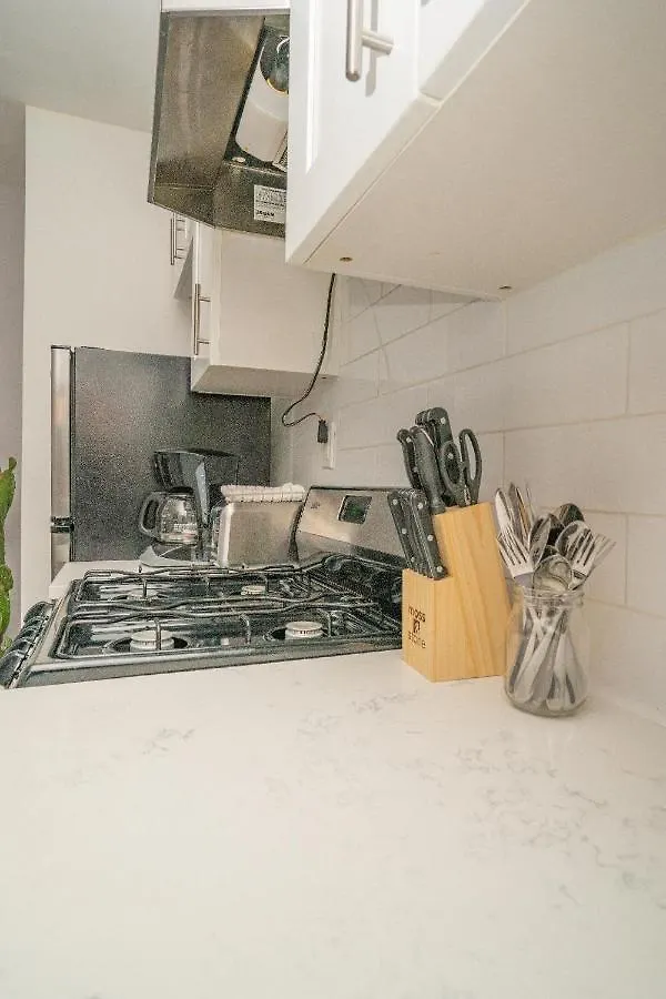 East Hells Kitchen 30 Day Rentals New York United States