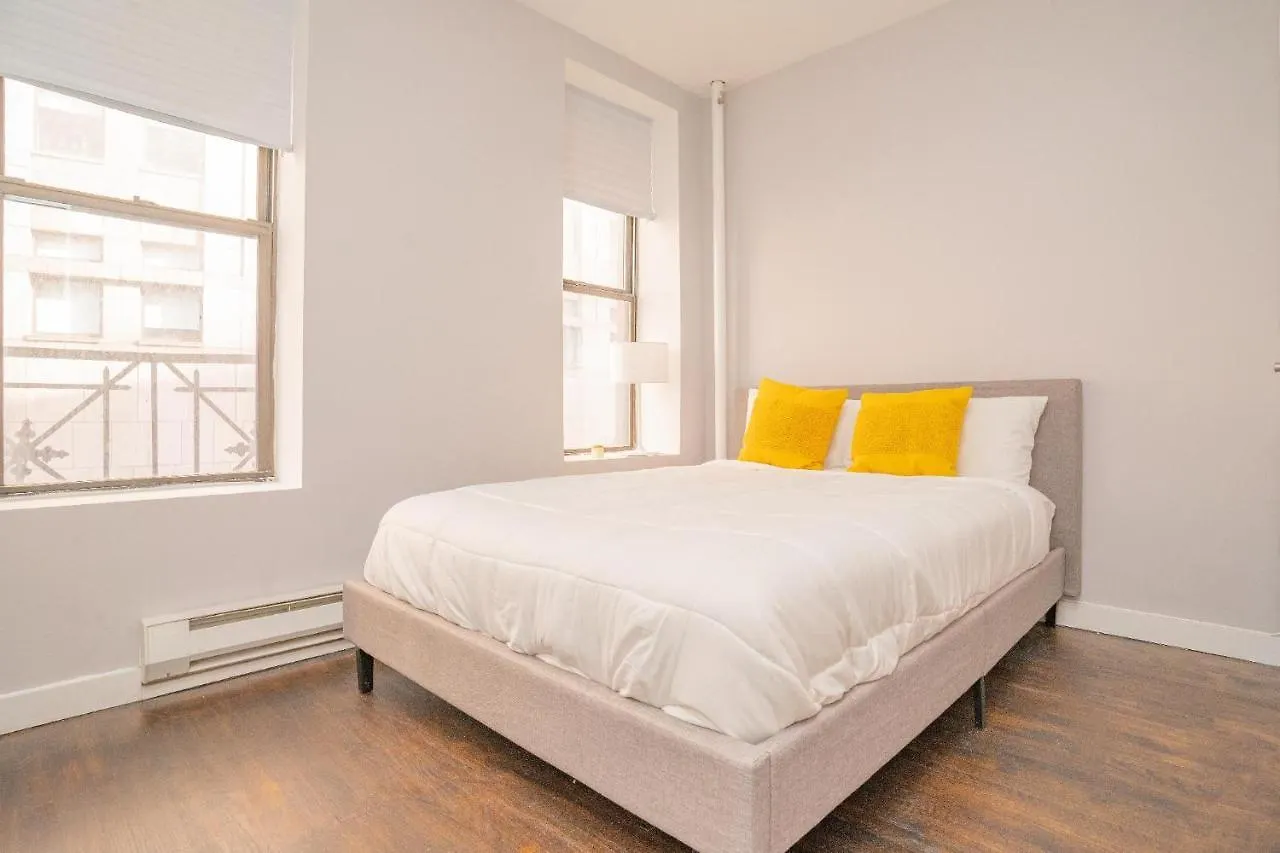 East Hells Kitchen 30 Day Rentals New York 0*,  United States