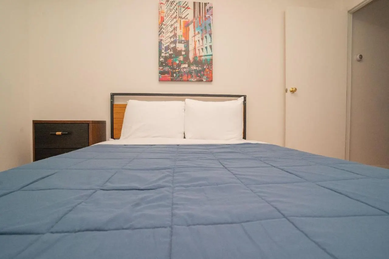 East Hells Kitchen 30 Day Rentals New York 0*,  United States
