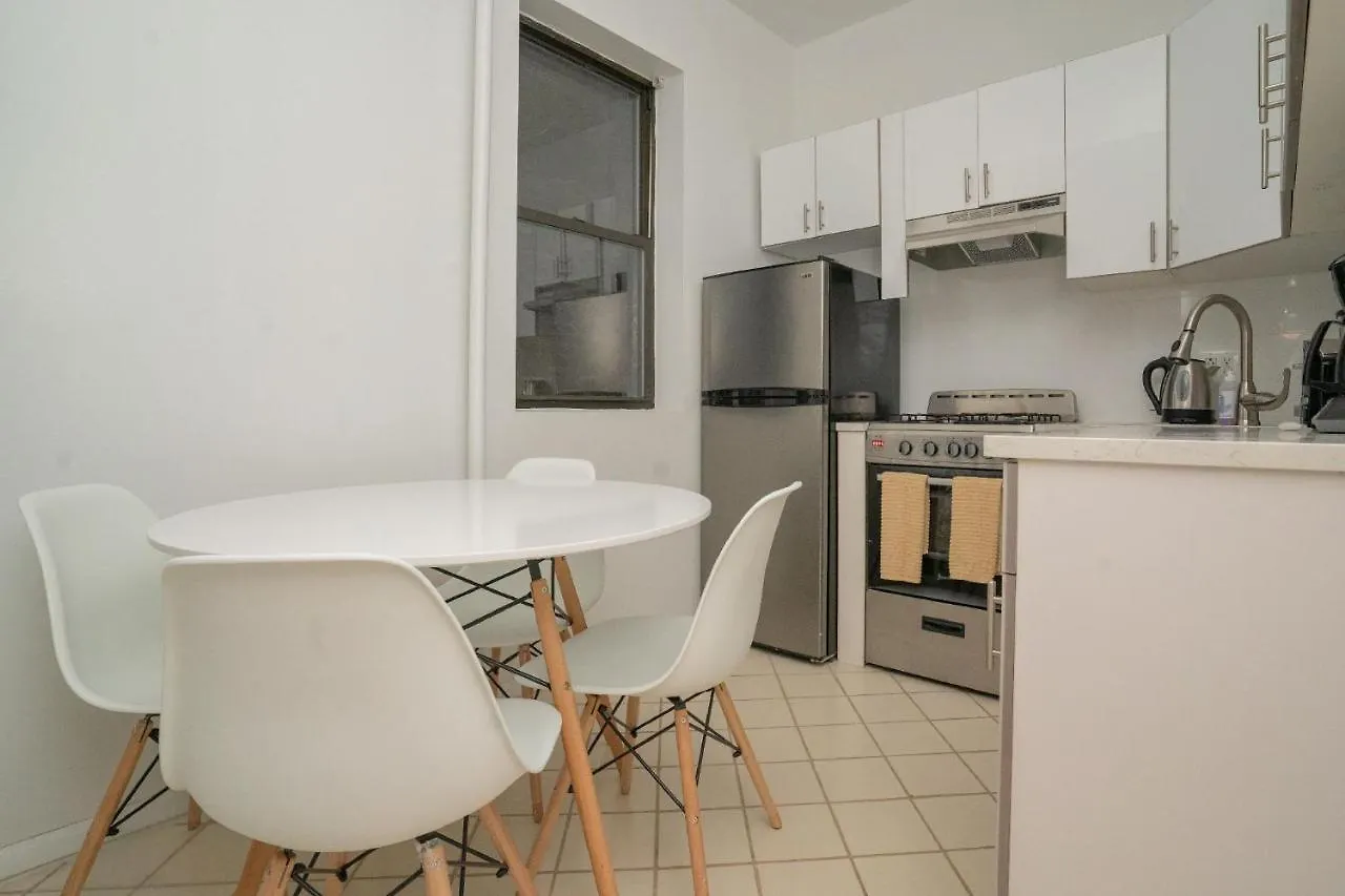 East Hells Kitchen 30 Day Rentals New York 0*,  United States