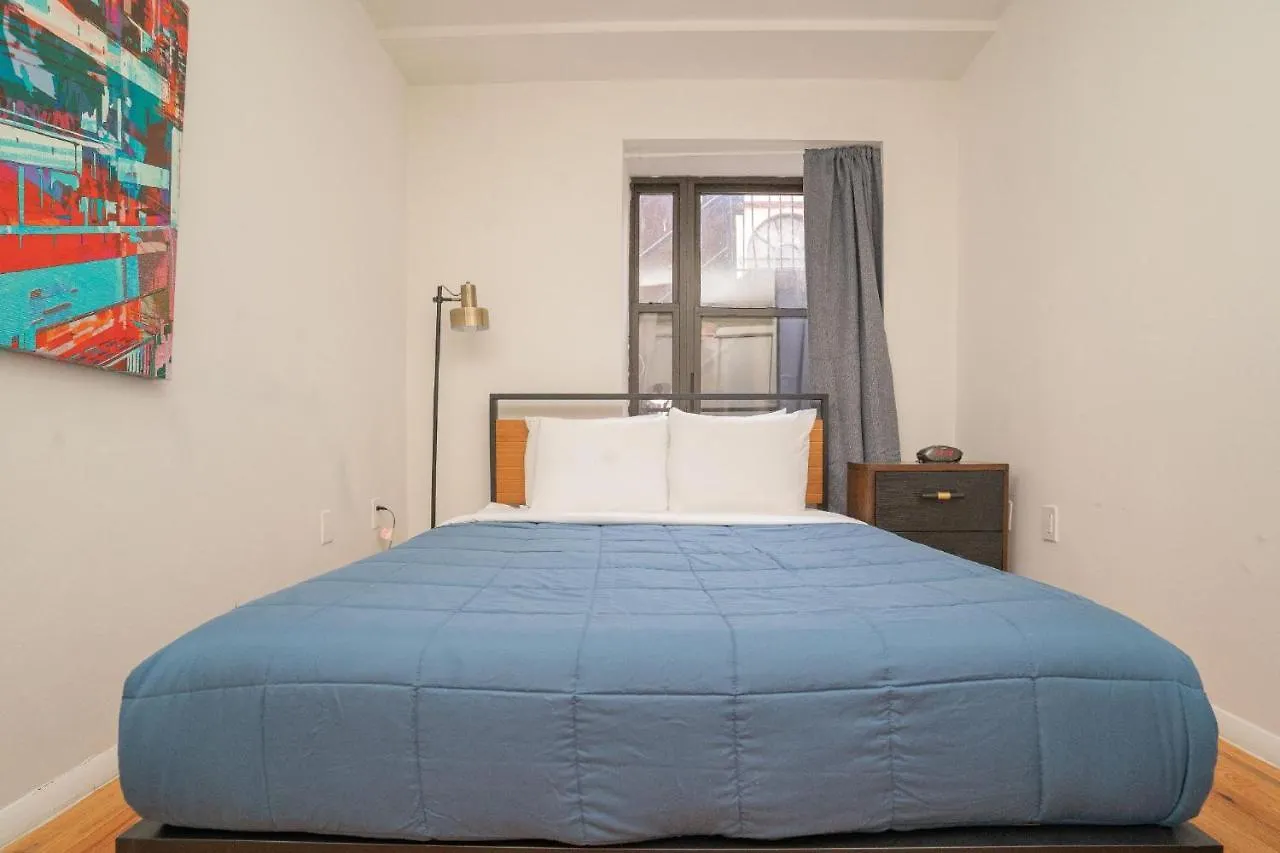 Apartment East Hells Kitchen 30 Day Rentals New York